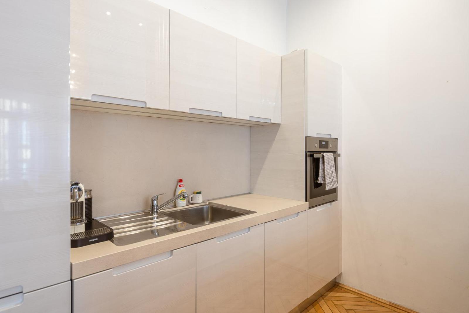 Garys Bright And Spacious Two Bedroom Flat Near Danube Budapesta Exterior foto
