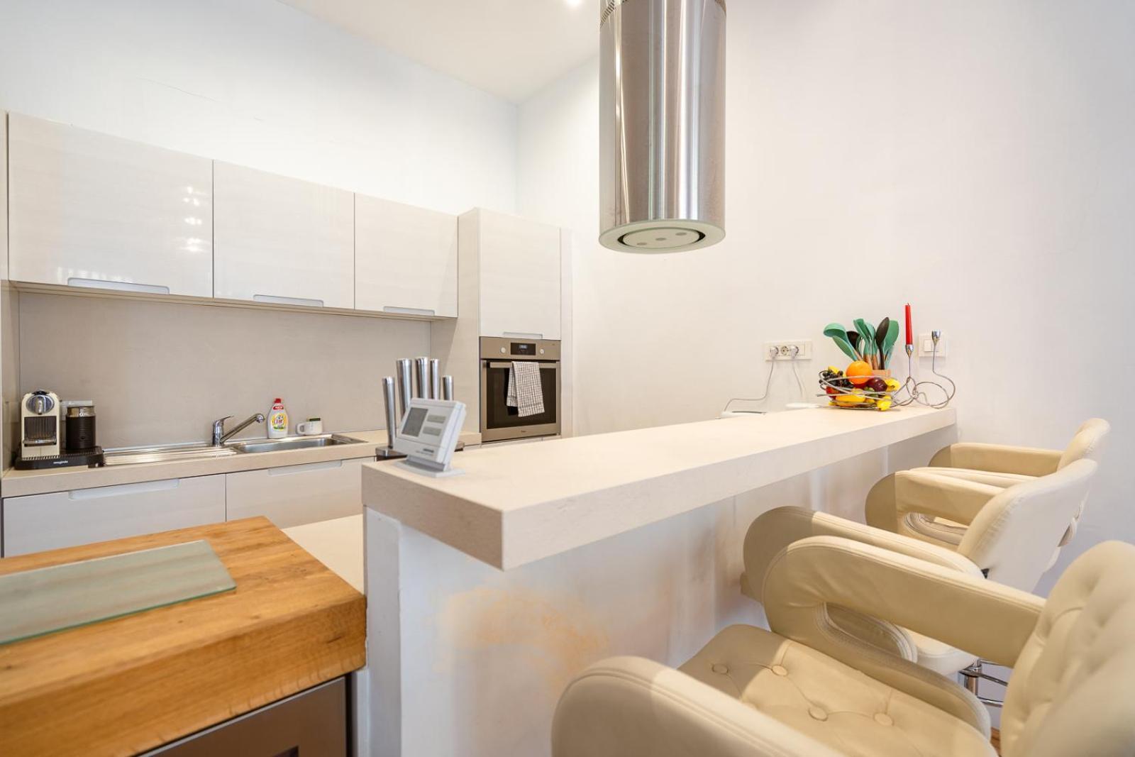 Garys Bright And Spacious Two Bedroom Flat Near Danube Budapesta Exterior foto